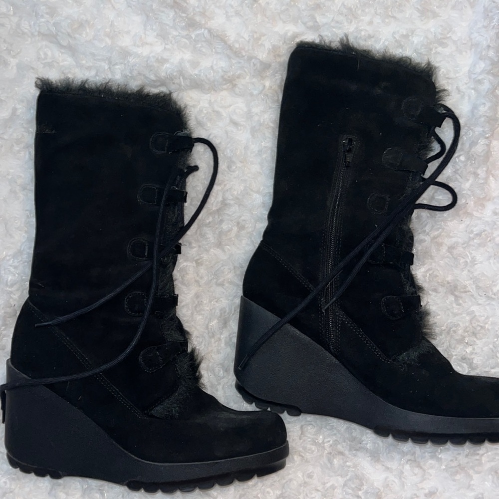 Black 3 inch winter boots